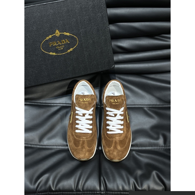 Pra*a casual shoes